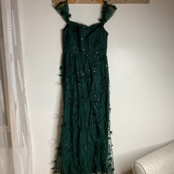 Dessy Collection Off-Shoulder A-Line 3D Floral Embroidered Evergreen Maxi Dress - Picture 4 of 11